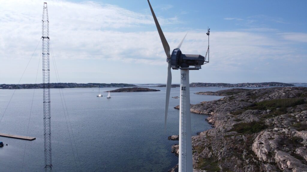 Dřevěná větrná elektrárna společnosti Modvion na ostrově Björkö u Göteborgu (Pohled do vnitřku věže větrné elektrárny společnosti Modvion (kredit Modvion) (foto Modvion)