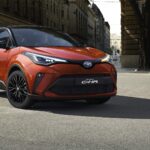Hybridní model crossoveru C-HR firmy Toyota (foto Toyota)