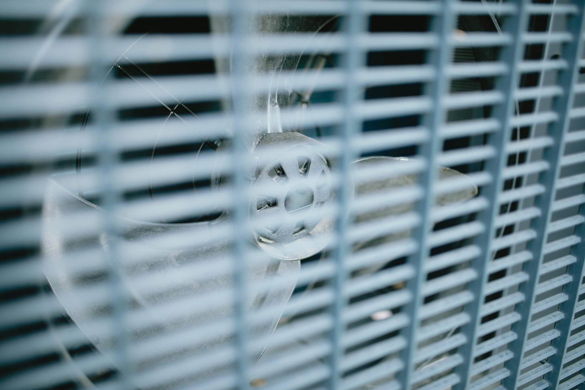Větrák tepelného čerpadla (foto Nenad Stojkovic / CC BY 2.0)